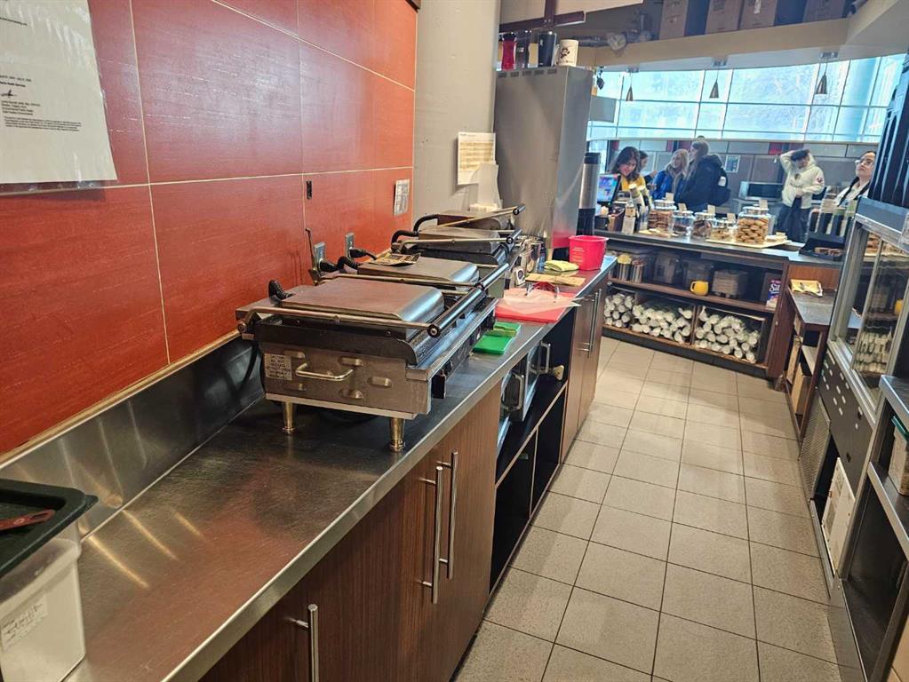 856 Campus Place NW, A2300781, Alberta,