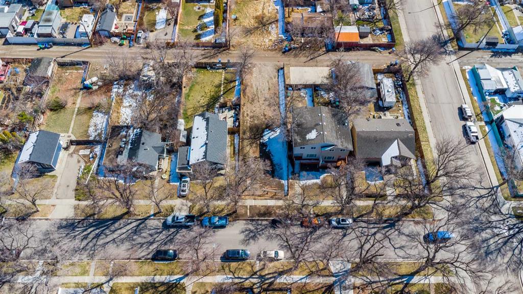 Third View of 809 12 B Street North  , Senator Buchanan, Lethbridge, Alberta, T1H 2M1