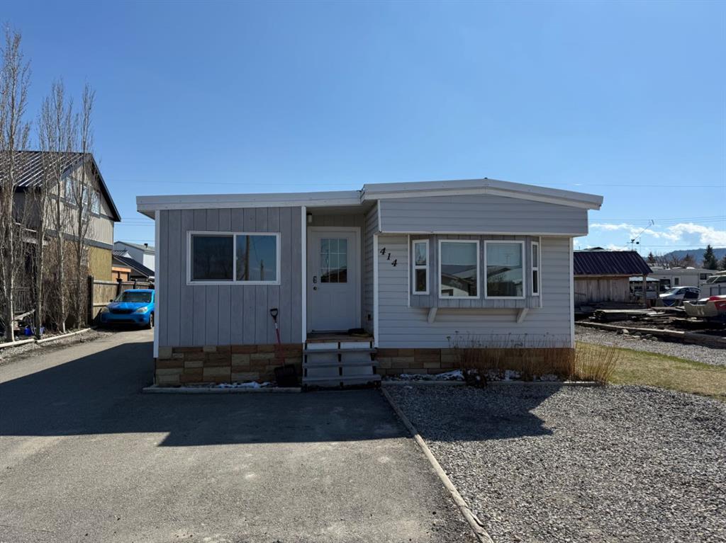 414 1 Street , A2300789, Alberta,