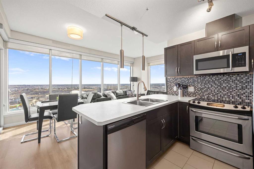 Third View of 2402, 1320 1 Street SE, Beltline, Calgary, Alberta, T2G0G8