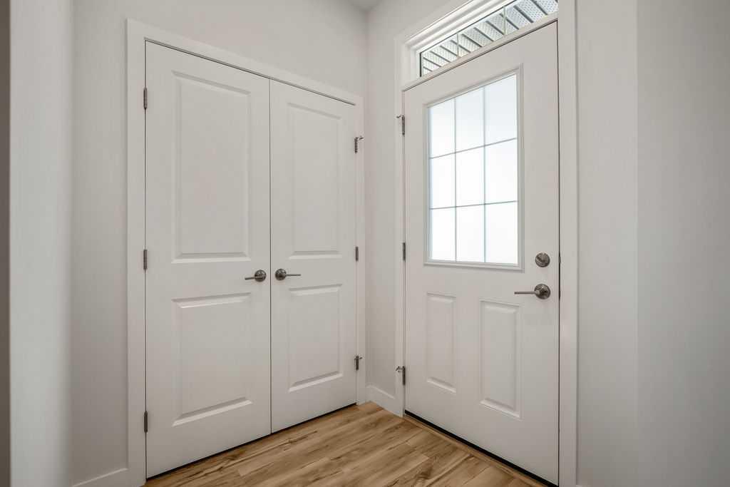 Third View of 639 Kingsmere Way SE, Kings Heights, Airdrie, Alberta, T4A 0X7