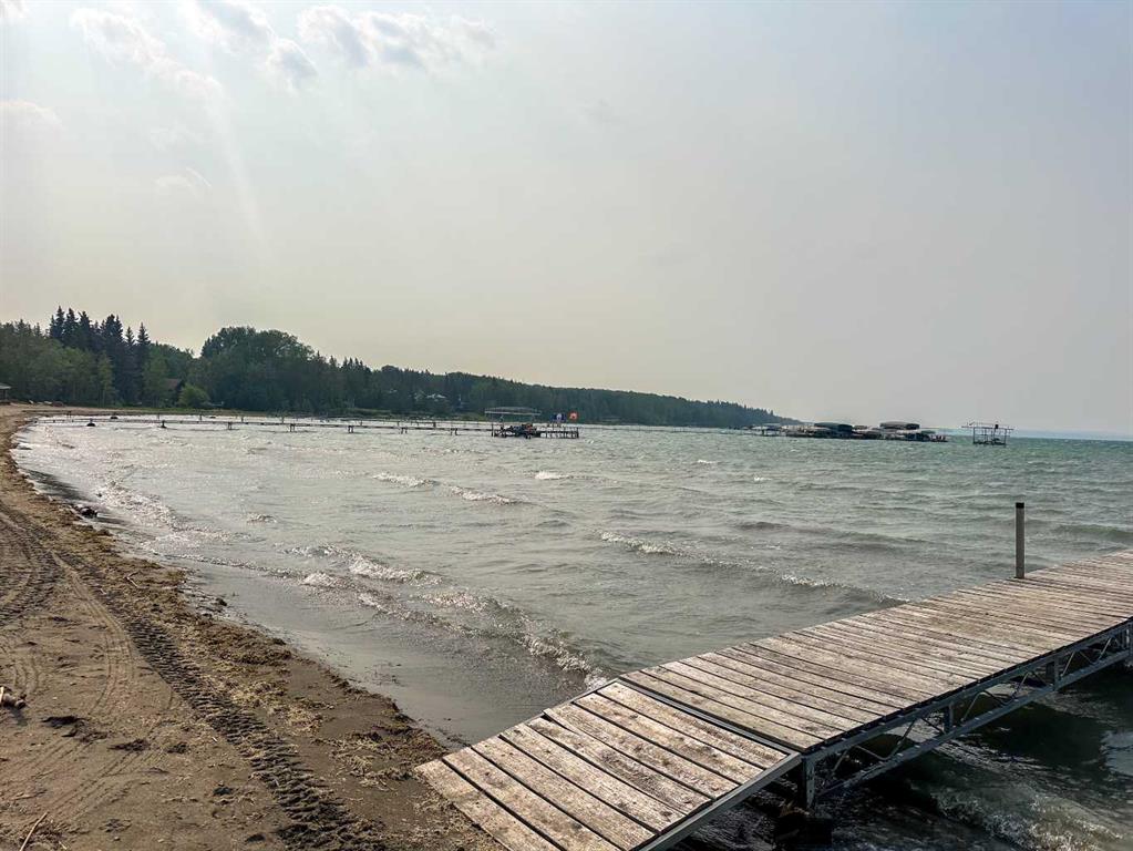 2 Hummingbird Lane , A2300888, Alberta,