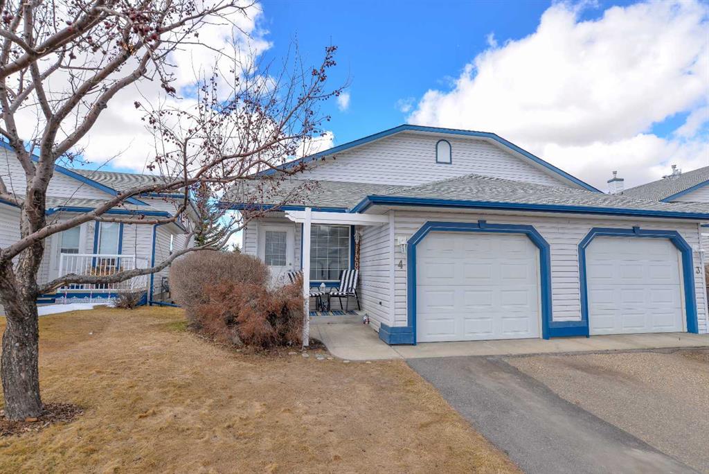 Fourth View of 4, 33 Stonegate Drive NW, Stonegate, Airdrie, Alberta, T4B 2V9