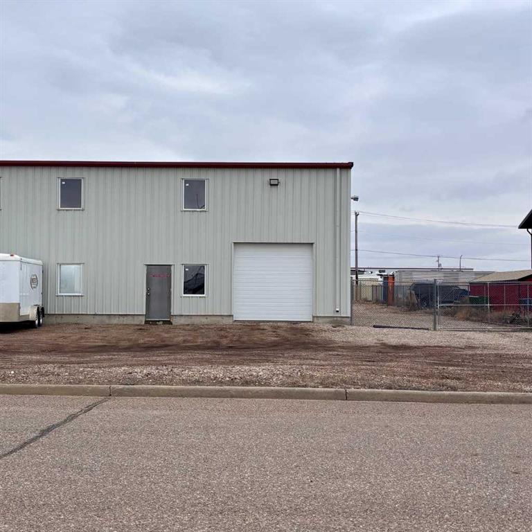 2, 1451 Brier Estates Crescent NW, A2301020, Alberta,