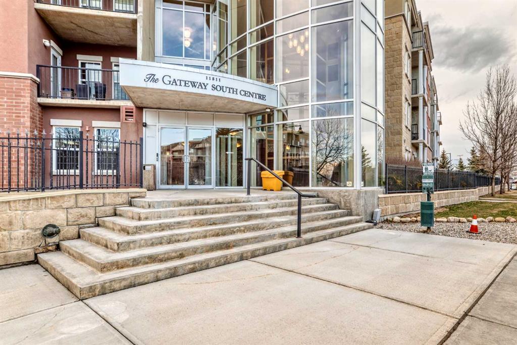 3008, 11811 Lake Fraser Drive SE, A2301022, Alberta,