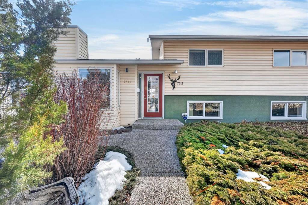 7511 5 Street SW, A2301068, Alberta,