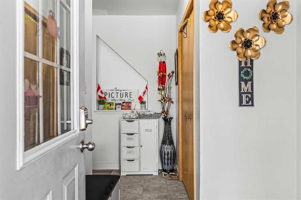 Fifth View of 118 Glacier Drive , NONE, Banff, Alberta, T1L1C4