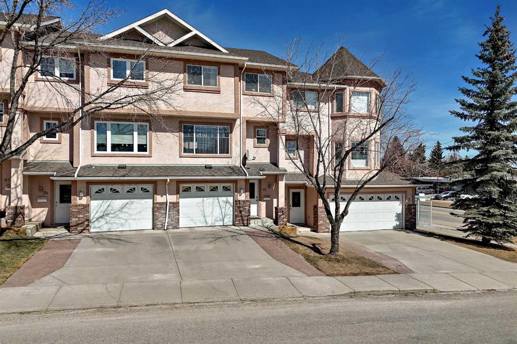 82 Holmwood Avenue NW, A2301108, Alberta,