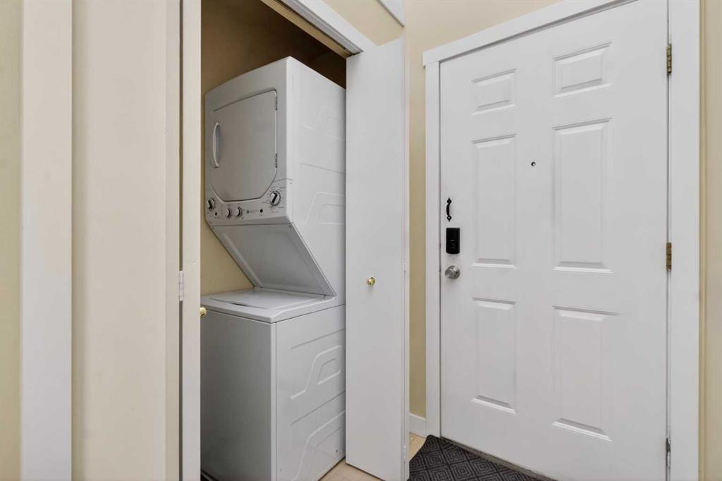 Fourth View of 252 Erin Woods Drive SE, Erin Woods, Calgary, Alberta, T2B 3B9