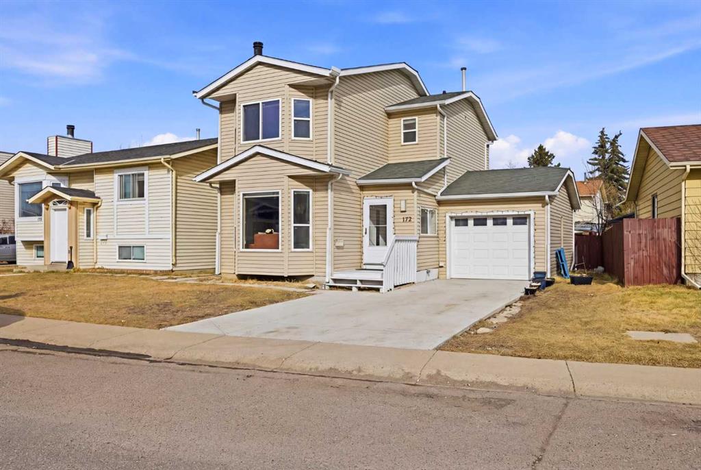 Third View of 172 Castlebrook Road NE, Castleridge, Calgary, Alberta, T3J 1P1