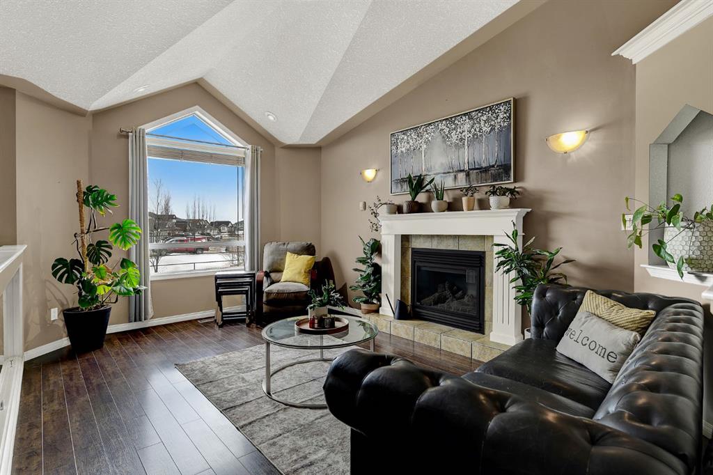 Third View of 10509 124 Avenue , Royal Oaks, Grande Prairie, Alberta, T8V 8J3