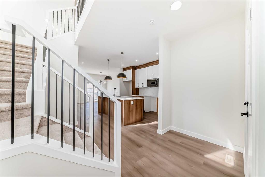 Fifth View of 117 Baysprings Gardens SW, Airdrie Meadows, Airdrie, Alberta, T4B 5C6