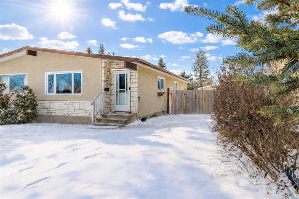 Third View of 5629 56 Ave  , Downtown Lacombe, Lacombe, Alberta, T4L 1L9