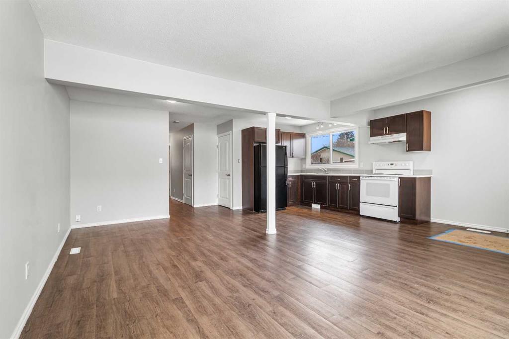 Fifth View of 5629 56 Ave  , Downtown Lacombe, Lacombe, Alberta, T4L 1L9