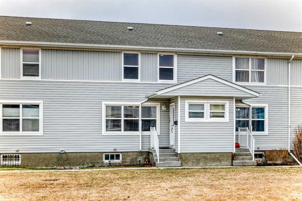 Second View of 10 Poplar Crescent , NONE, Springbrook, Alberta, T4S 1V3