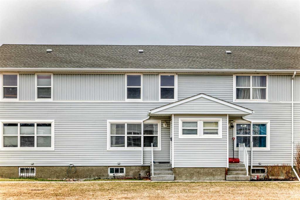 Third View of 10 Poplar Crescent , NONE, Springbrook, Alberta, T4S 1V3