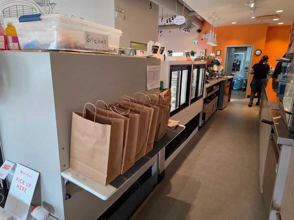 Fifth View of 2803 17 Avenue SW, Killarney/Glengarry, Calgary, Alberta, T3E 0A8