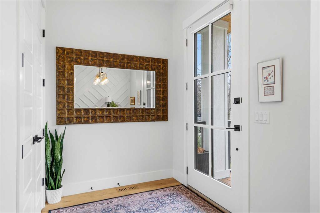 Fourth View of 1930 48 Avenue SW, Altadore, Calgary, Alberta, T2T 2T3