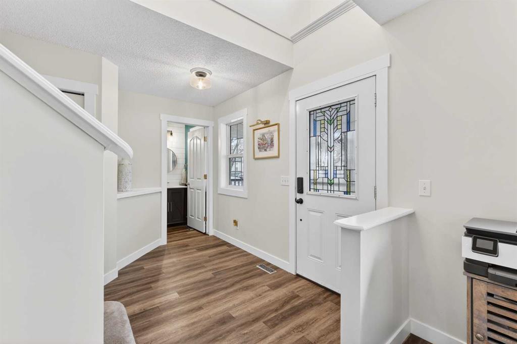 Fifth View of 60 Inverness Drive SE, McKenzie Towne, Calgary, Alberta, T2Z 3E4