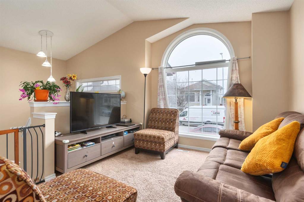 Fifth View of 135 Covewood Close NE, Coventry Hills, Calgary, Alberta, T3K 4Z8