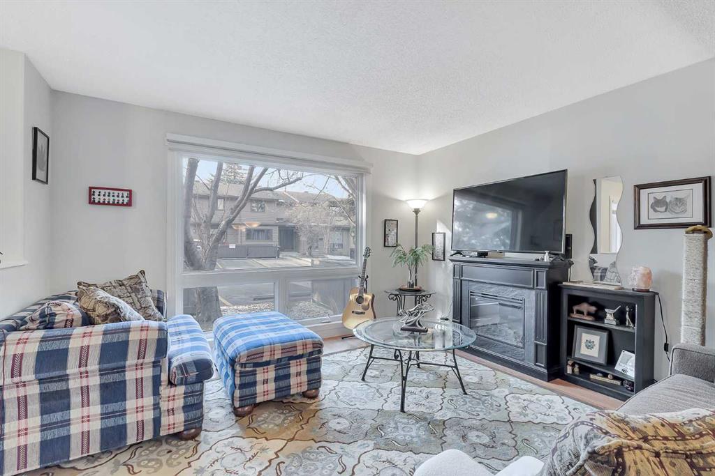 Fifth View of 112, 2300 Oakmoor Drive SW, Palliser, Calgary, Alberta, T2V 4N7