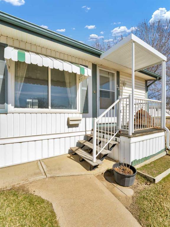 Fifth View of 23, 1600 Strachan Road SE, SE Southridge, Medicine Hat, Alberta, T1B4M3