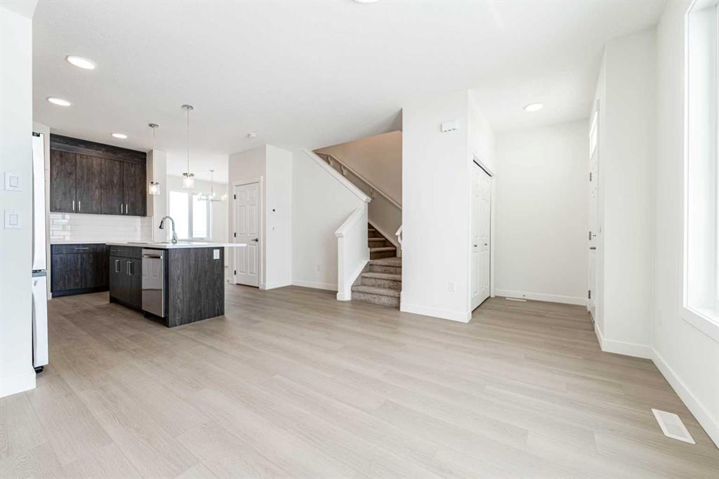 Fourth View of 1921 McCaskill Drive , NONE, Crossfield, Alberta, T0M 0S0