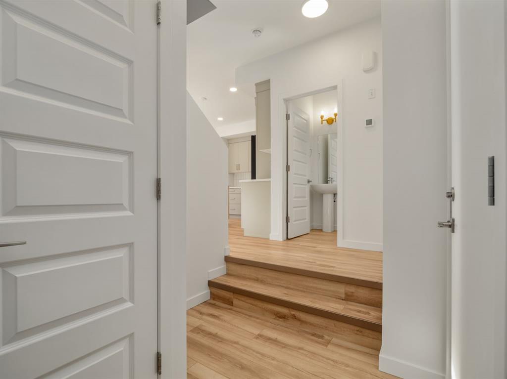 Third View of 4328 25 Avenue S, Discovery, Lethbridge, Alberta, T1K8K2