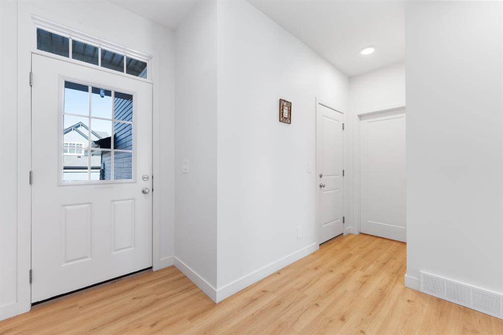 Fifth View of 69 Mallard Grove SE, Rangeview, Calgary, Alberta, T3S 0E3