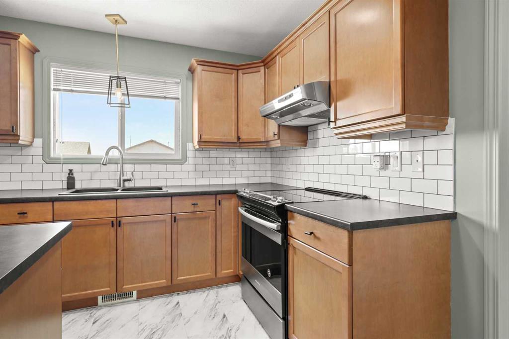Fifth View of F103, 8640 103 Avenue , Crystal Landing, Grande Prairie, Alberta, T8X 0C3