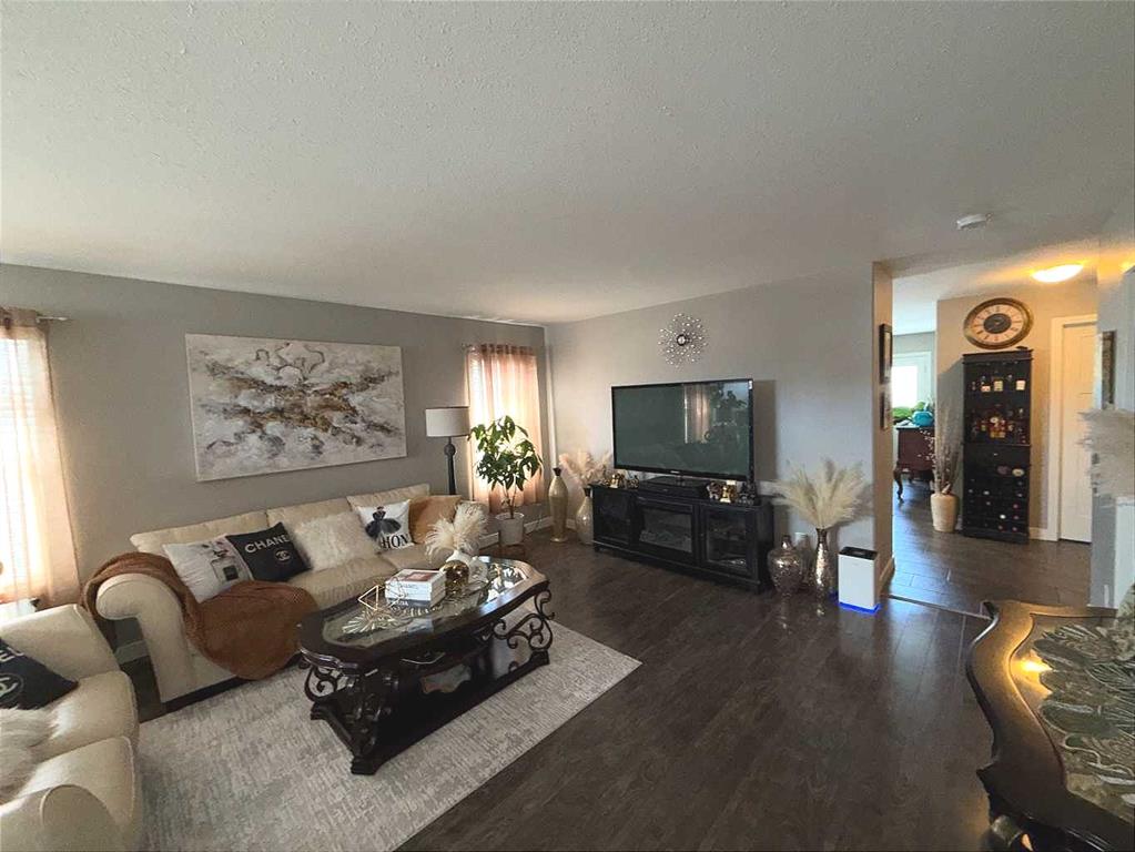 Third View of A & B, 12909 Oak Road , Royal Oaks, Grande Prairie, Alberta, T8V 4N1