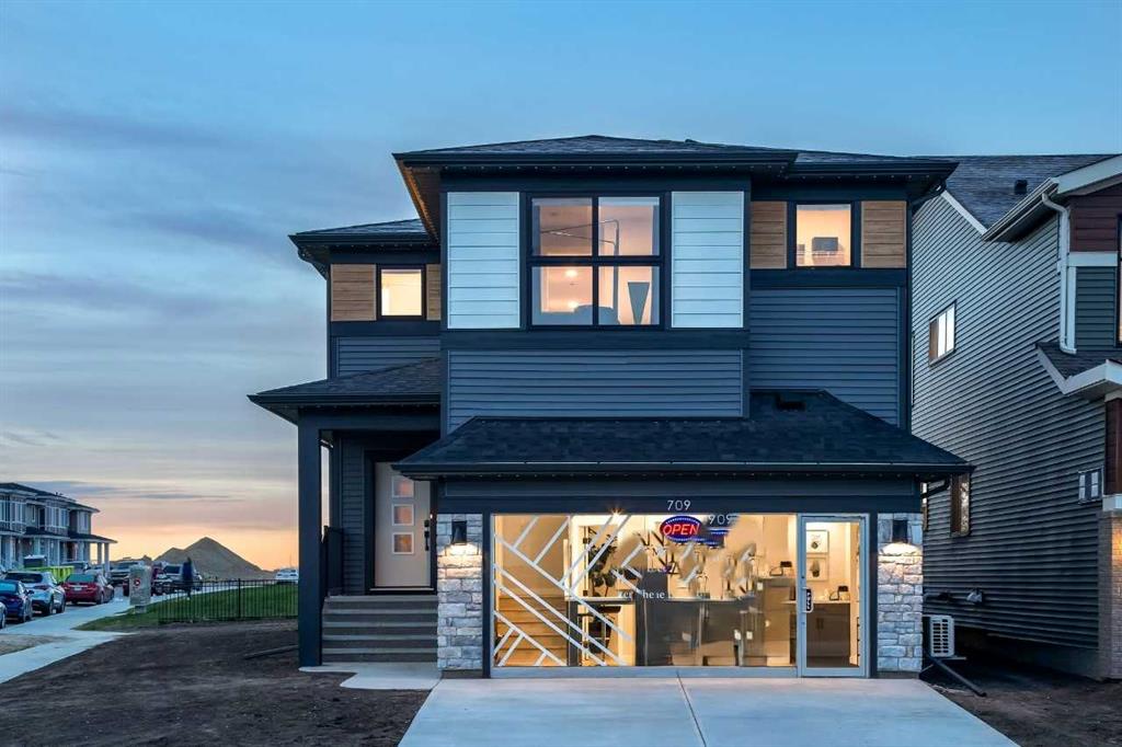 709 Creekmill Court SW, A2301654, Alberta,