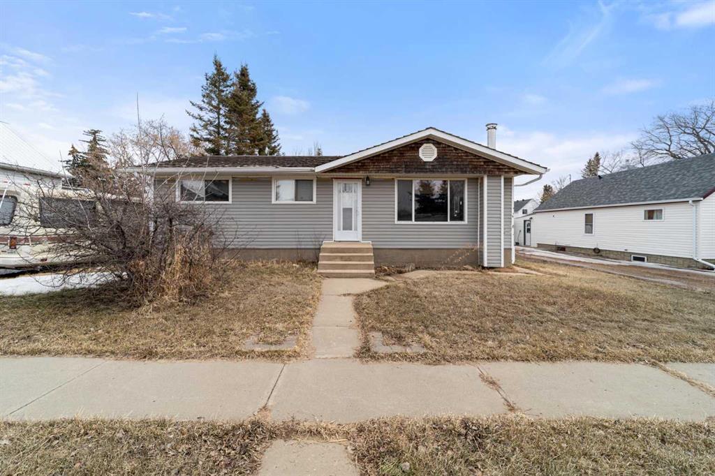 Second View of 4925 49 Street , Killam, Killam, Alberta, T0B 2L0