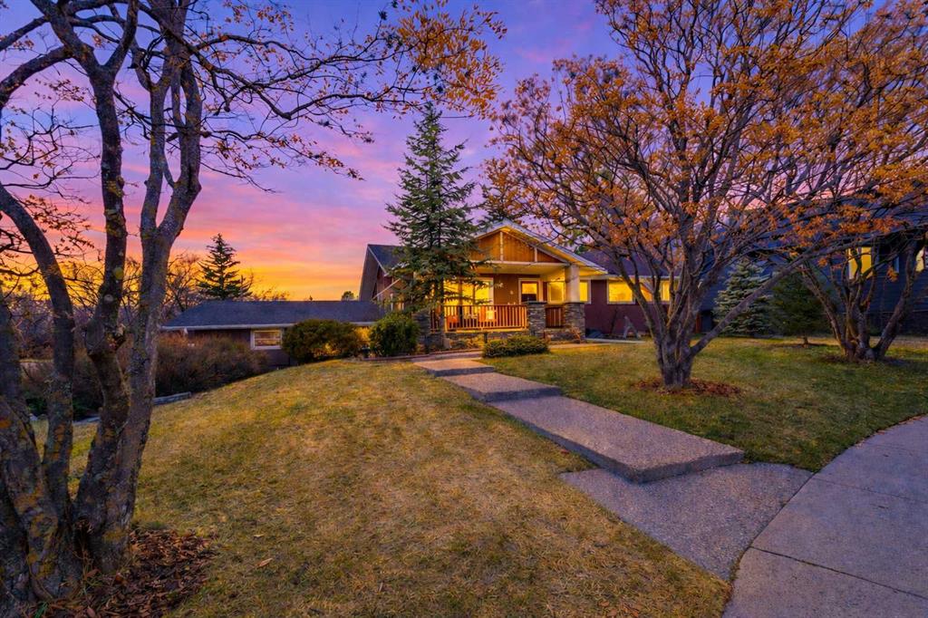 6 Grove Hill Place SW, A2301684, Alberta,