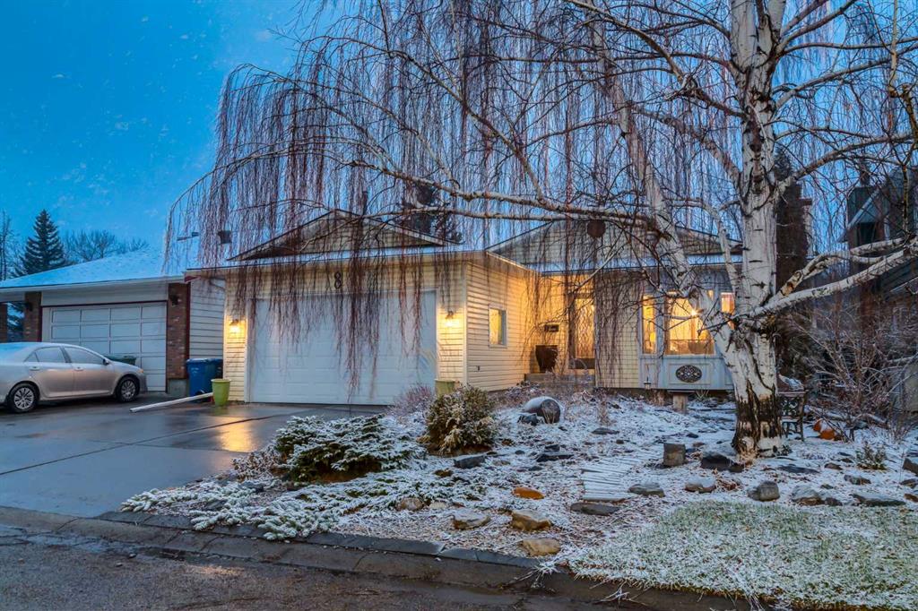 8 DEERWOOD Road SE, A2301747, Alberta,