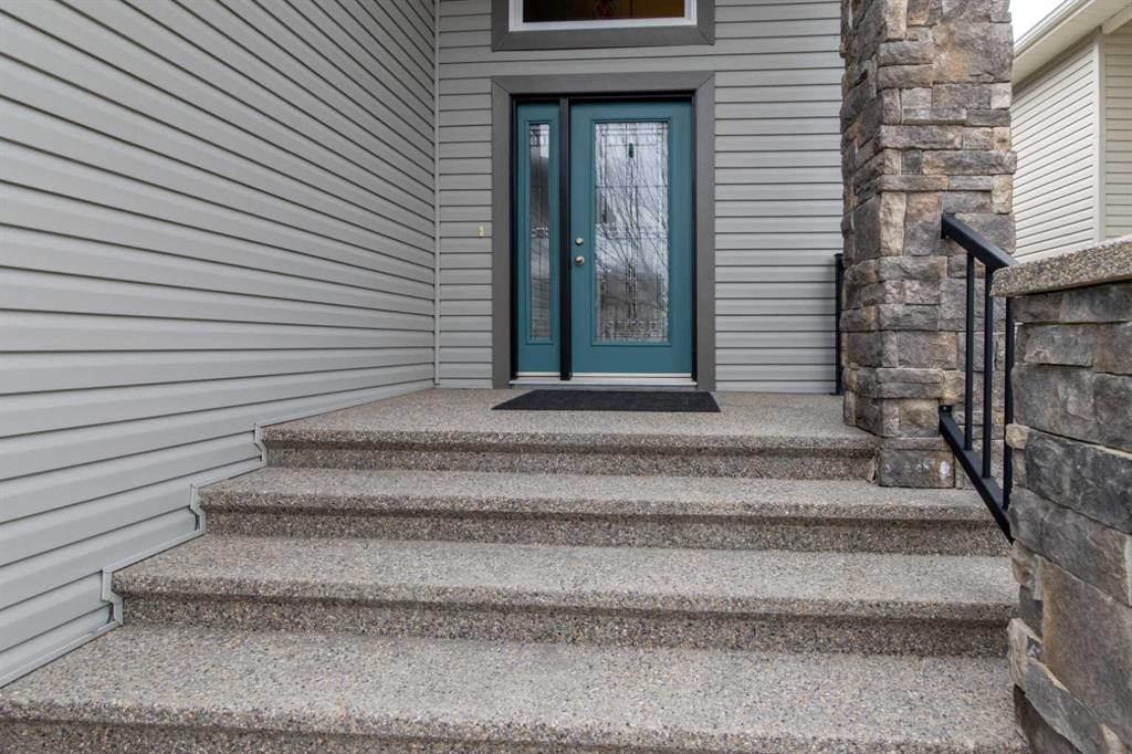 Fourth View of 157 Tartan Circle W, West Highlands, Lethbridge, Alberta, T1J1Y5