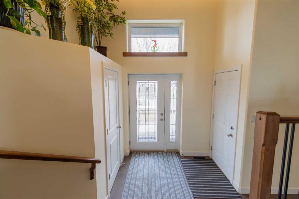 Fifth View of 157 Tartan Circle W, West Highlands, Lethbridge, Alberta, T1J1Y5