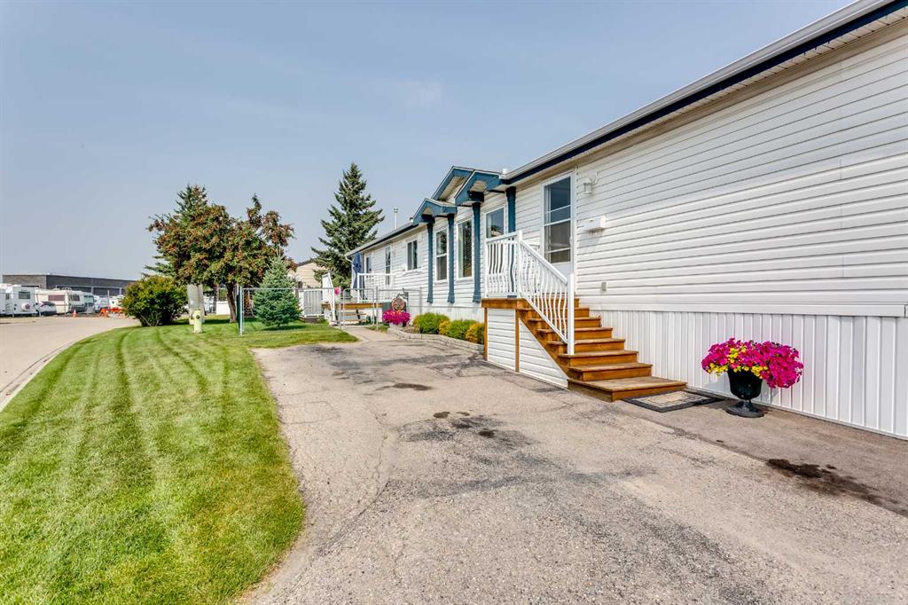 Third View of 287, 99 Arbour Lake Road NW, Arbour Lake, Calgary, Alberta, T3G 4E4