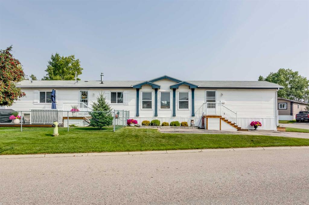 Fourth View of 287, 99 Arbour Lake Road NW, Arbour Lake, Calgary, Alberta, T3G 4E4