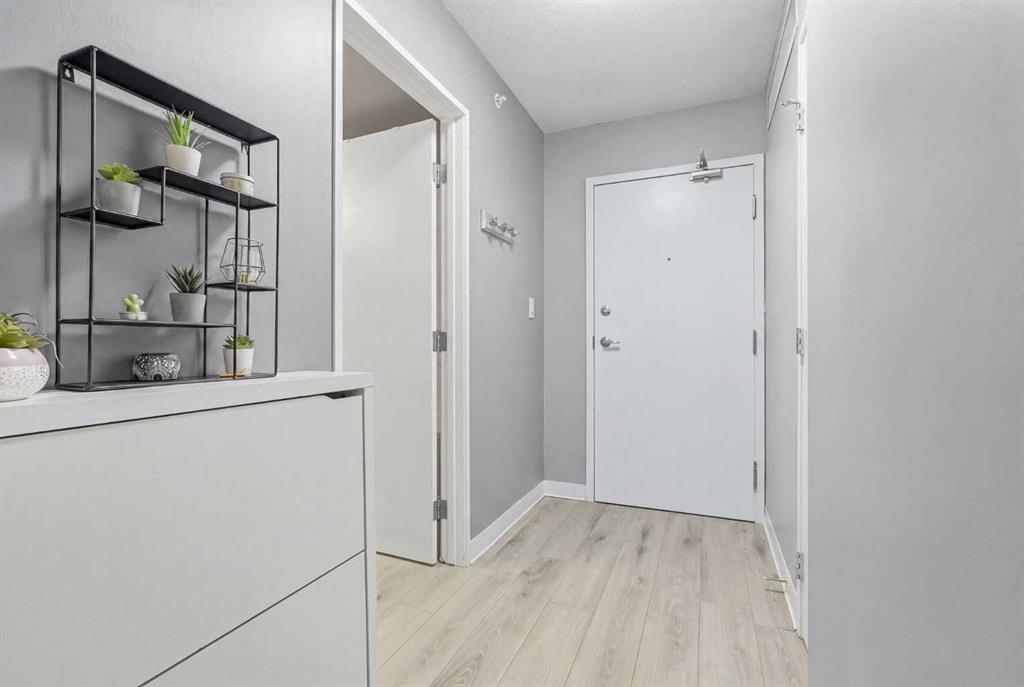 Fourth View of 203, 188 15 Avenue SW, Beltline, Calgary, Alberta, T2R 1S4