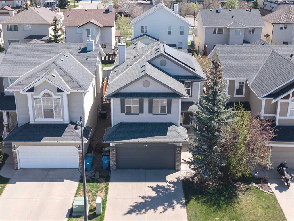 Second View of 32 Cougarstone Square SW, Cougar Ridge, Calgary, Alberta, T3H 5J4