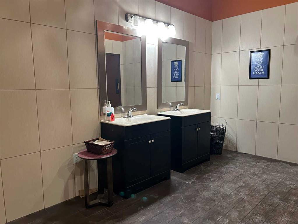 Fifth View of 2030 Strachan Road SE, Southland, Medicine Hat, Alberta, T1B 4J8