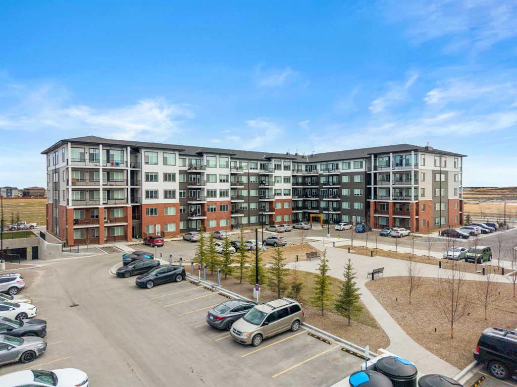2318, 395 Skyview Parkway NE, A2302050, Alberta,
