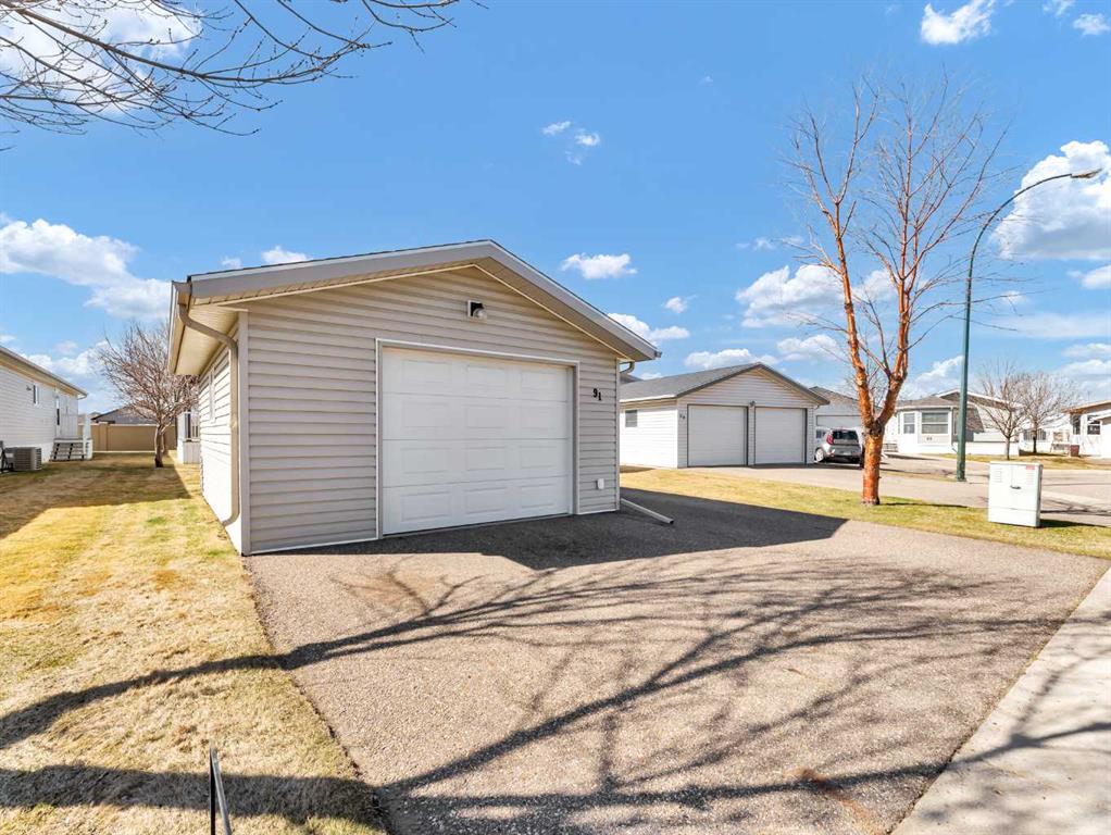 Third View of 91, 1600 Strachan Road SE, SE Southridge, Medicine Hat, Alberta, T1B4M3