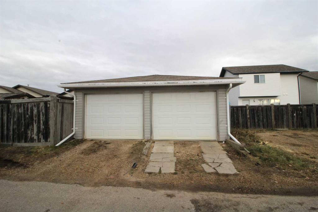 Third View of 108 Pinnacle Boulevard , Pinnacle Ridge, Grande Prairie, Alberta, T8W 2V7