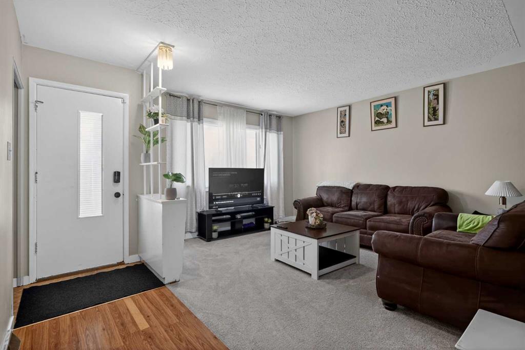 Fourth View of 1823 38 Street SE, Forest Lawn, Calgary, Alberta, T2B 0Z4