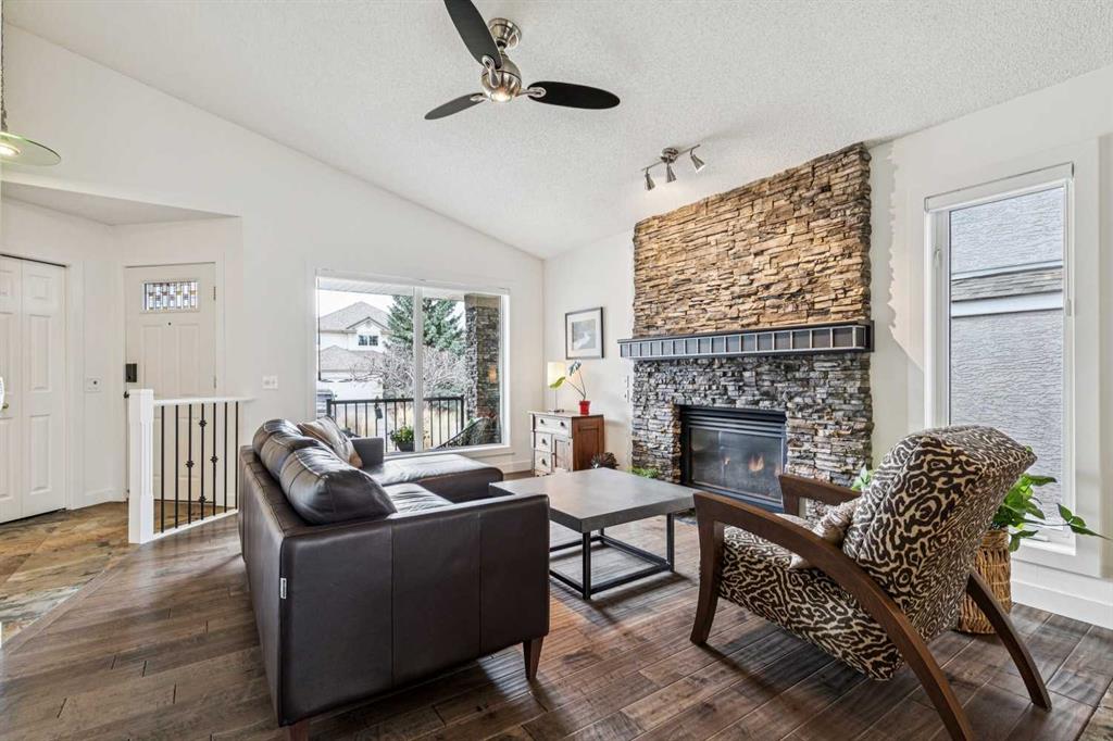 Fifth View of 127 Mt Assiniboine Circle SE, McKenzie Lake, Calgary, Alberta, T2Z 2N7