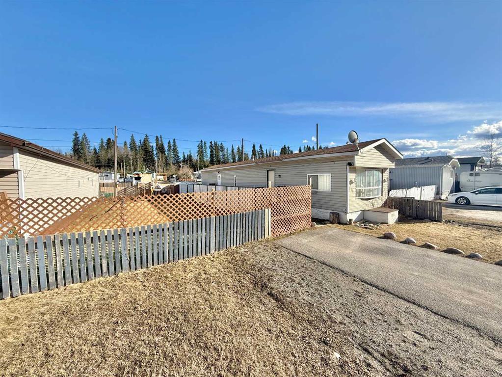Second View of 279, 133 Jarvis Street , Mountain View, Hinton, Alberta, T7V1R6