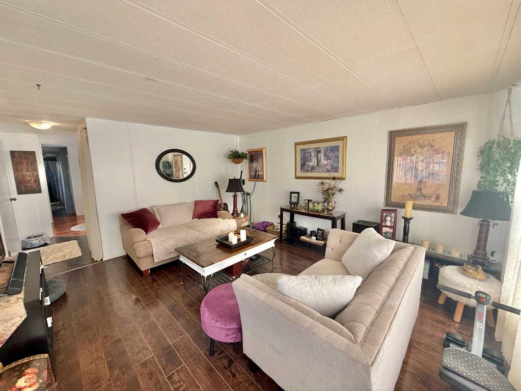 Fifth View of 279, 133 Jarvis Street , Mountain View, Hinton, Alberta, T7V1R6