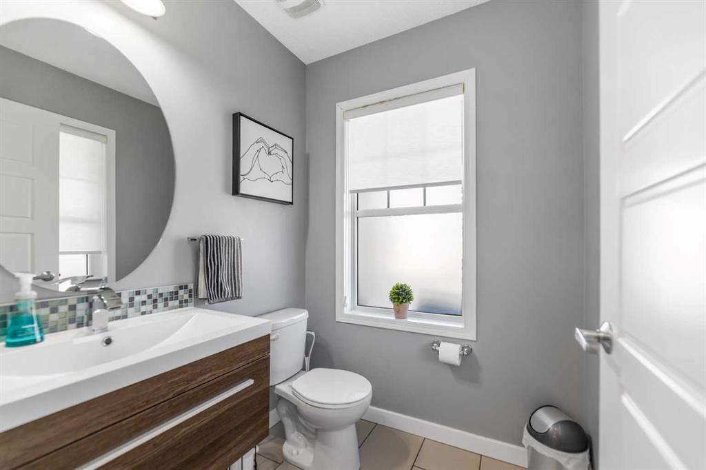 Fifth View of 113 Osborne Rise SW, South Windsong, Airdrie, Alberta, T4B 4A1